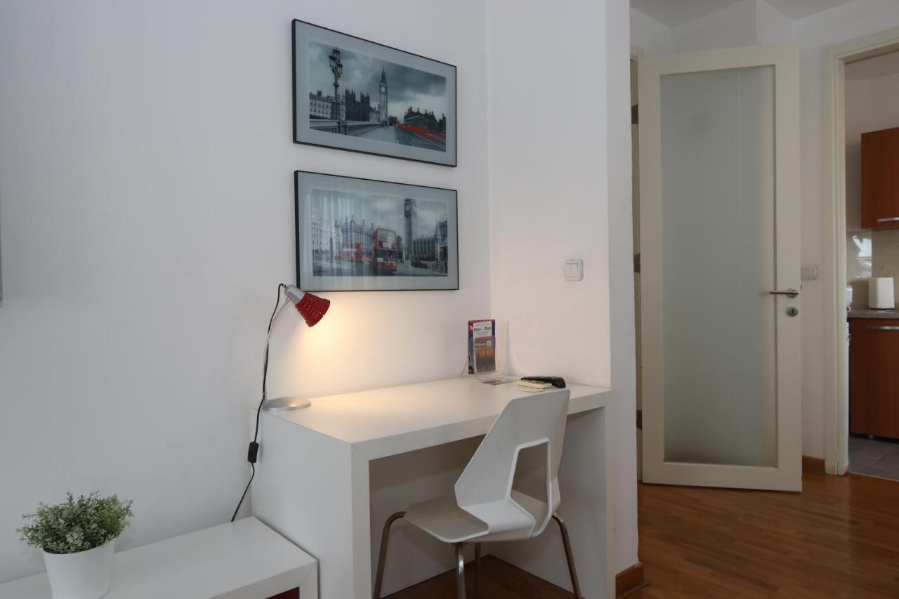 New Belgrade Apartment Belville, Parking 5 Evra Dan Exterior photo