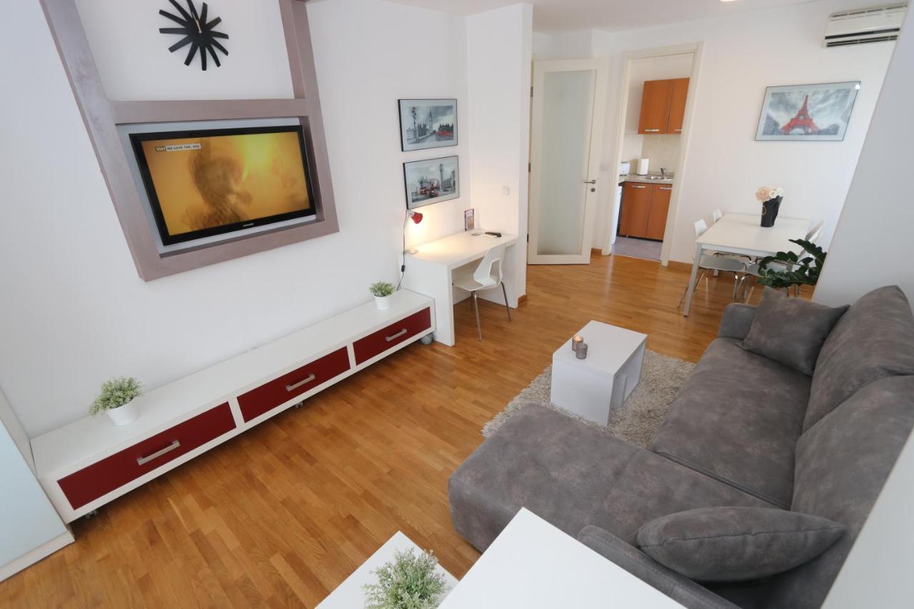 New Belgrade Apartment Belville, Parking 5 Evra Dan Exterior photo
